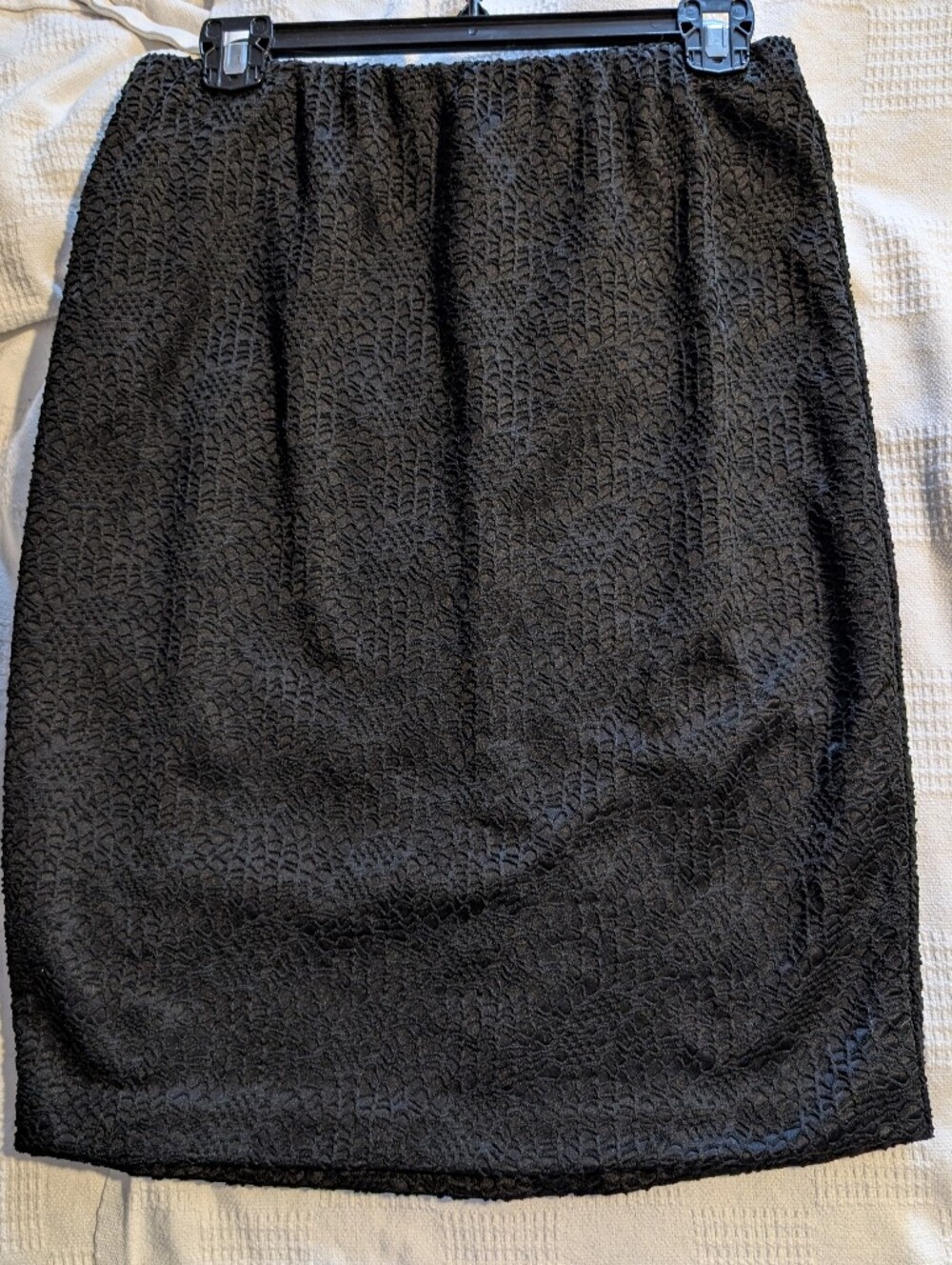 Mossimo Black Textured Pencil Skirt